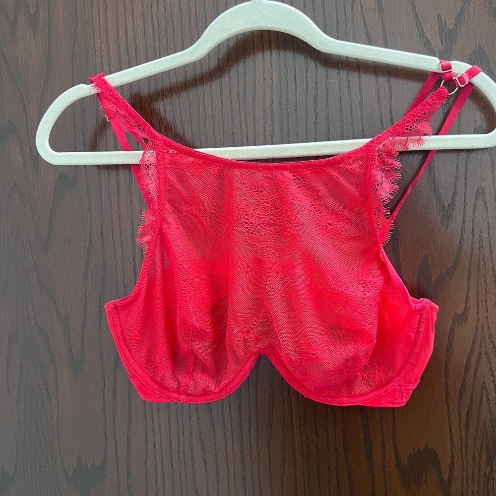 Sexy Victoria Secret underwire bra
